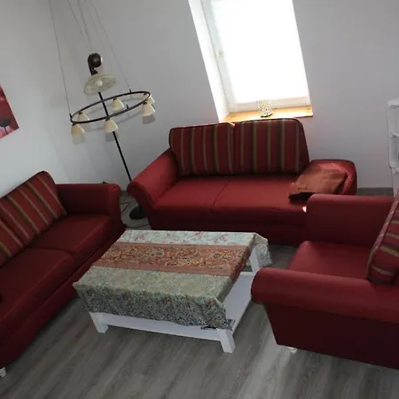 With 1 Bedroom * 维恩豪森